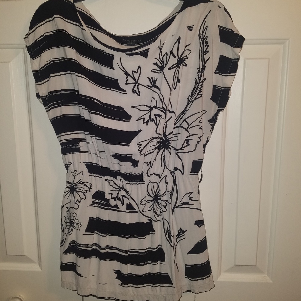 Short sleeve shirt